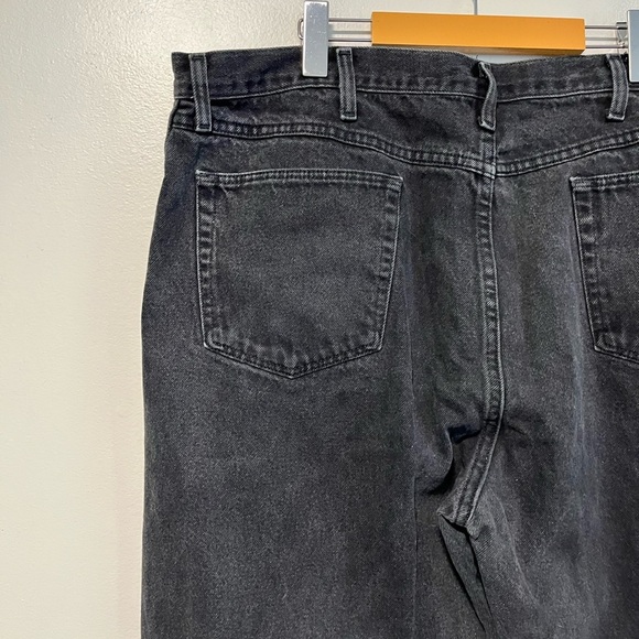 Wrangler Authentic Jeans – Black Denim, Comfort Fit, Size 42x32 - Picture 9 of 11